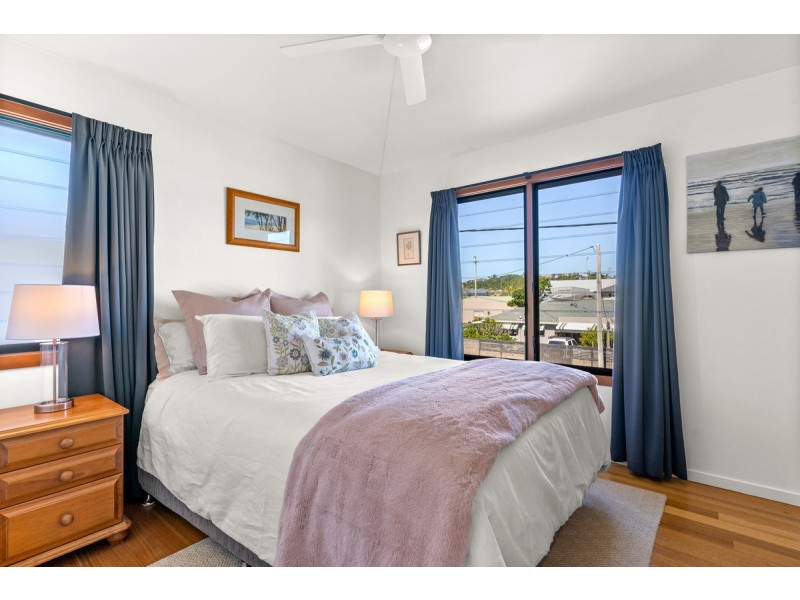 48 Campbell Street, Tully QLD 4854