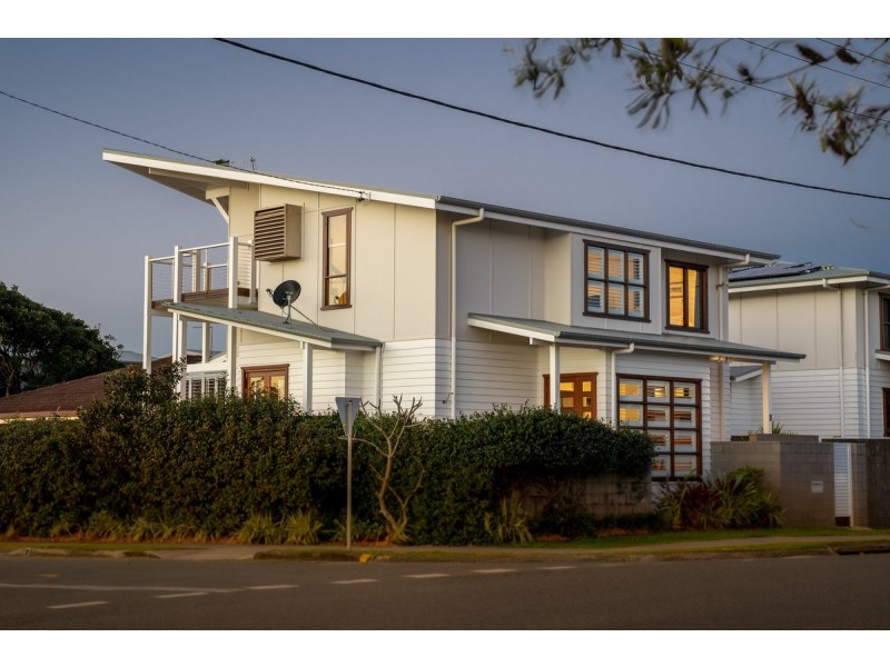 48 Campbell Street, Tully QLD 4854