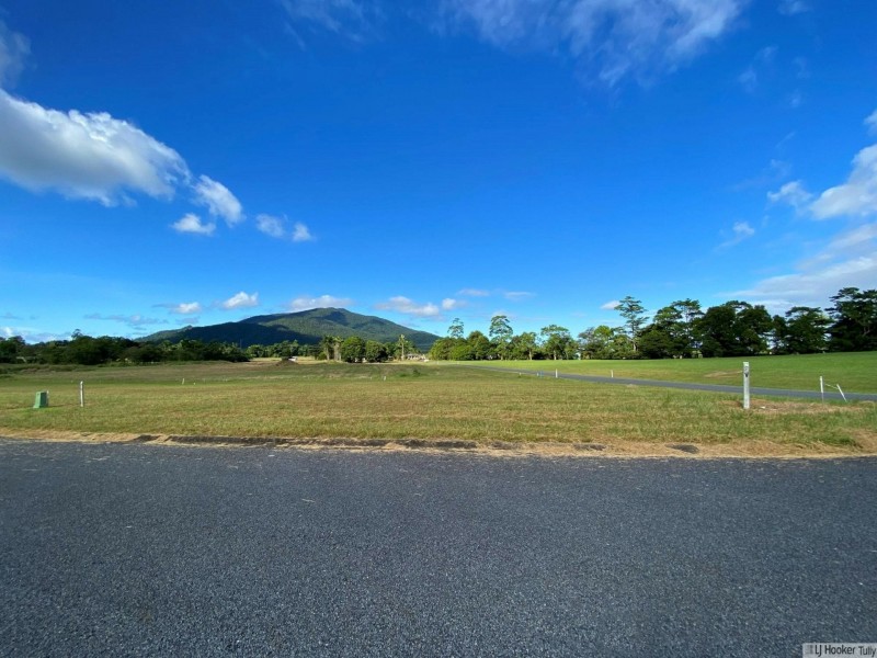 48 Campbell Street, Tully QLD 4854