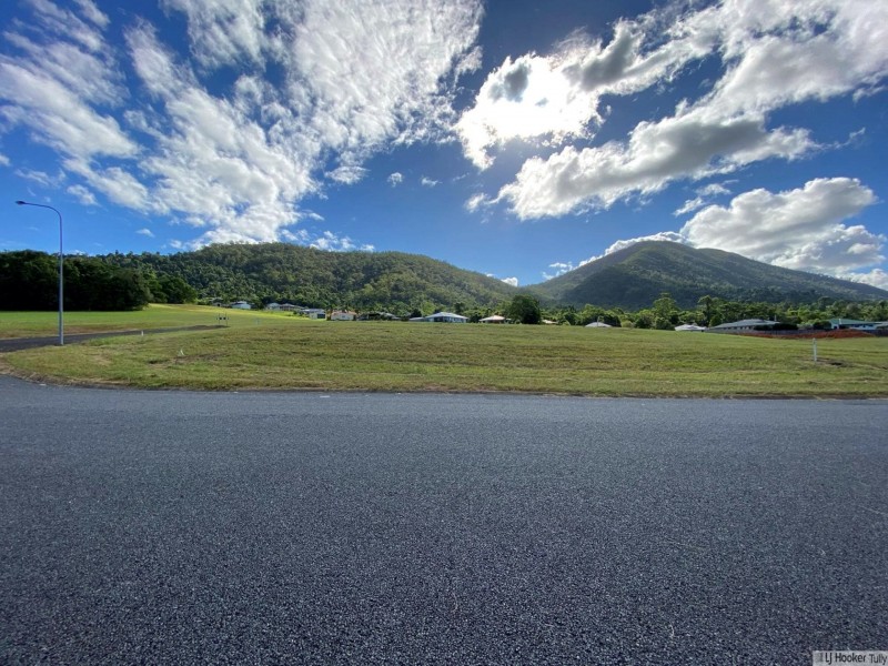 15 Campbell Street, Tully QLD 4854