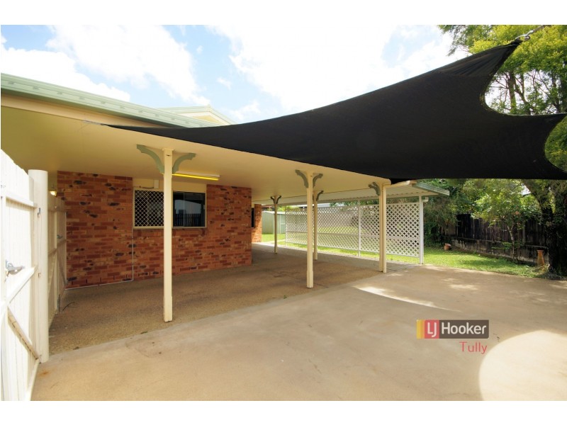 9 Campbell Street, Tully QLD 4854