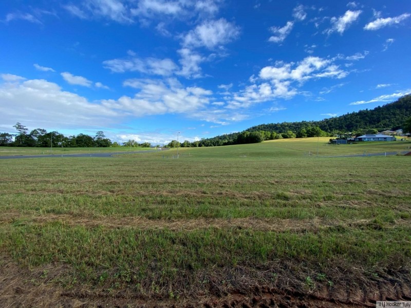 4 Gourley Street, Tully QLD 4854