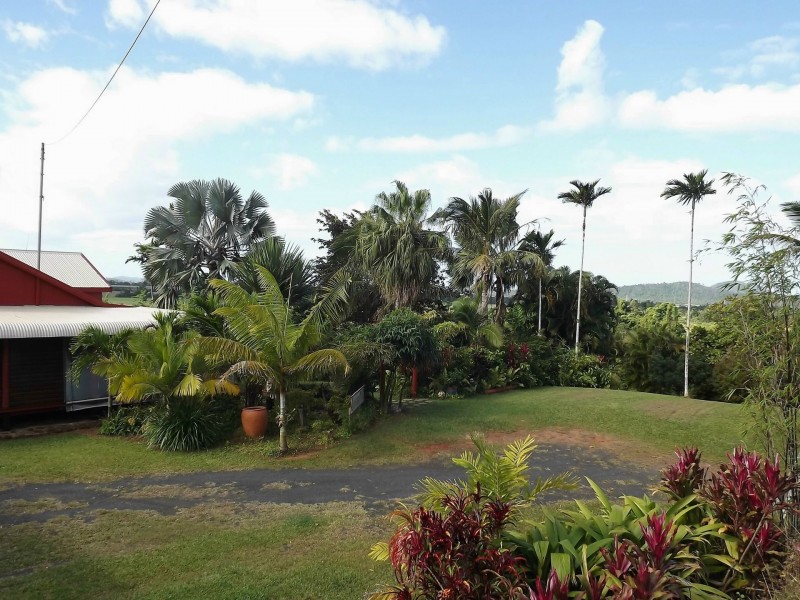 54 Thistle Road, Maadi QLD 4855