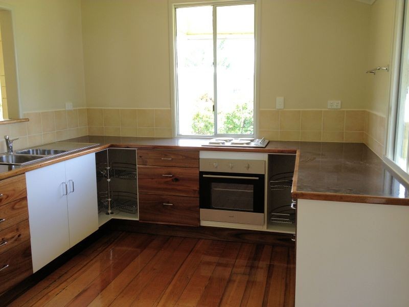 4 Brannigan Street, Tully QLD 4854
