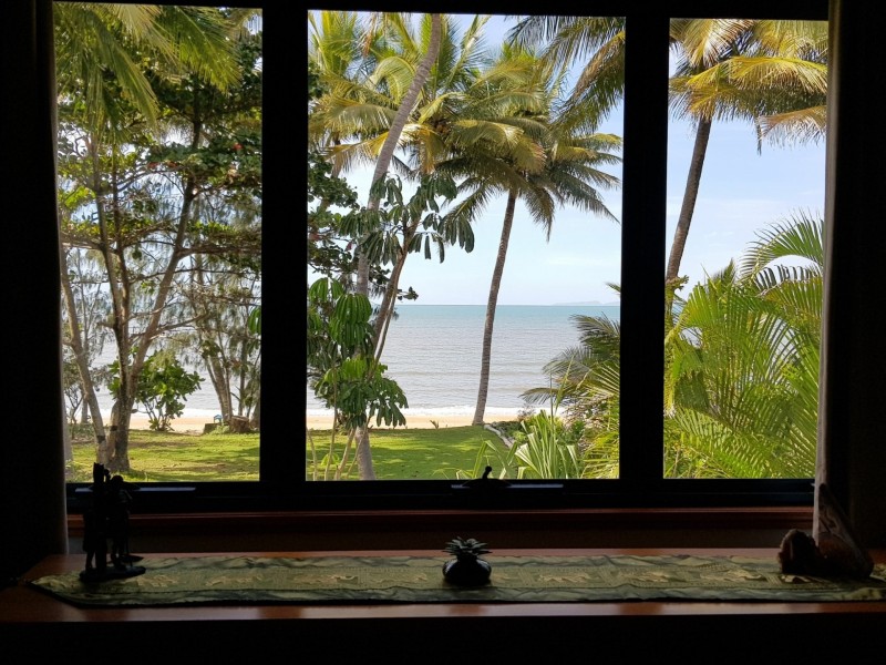 42 Luff Street, Hull Heads QLD 4854