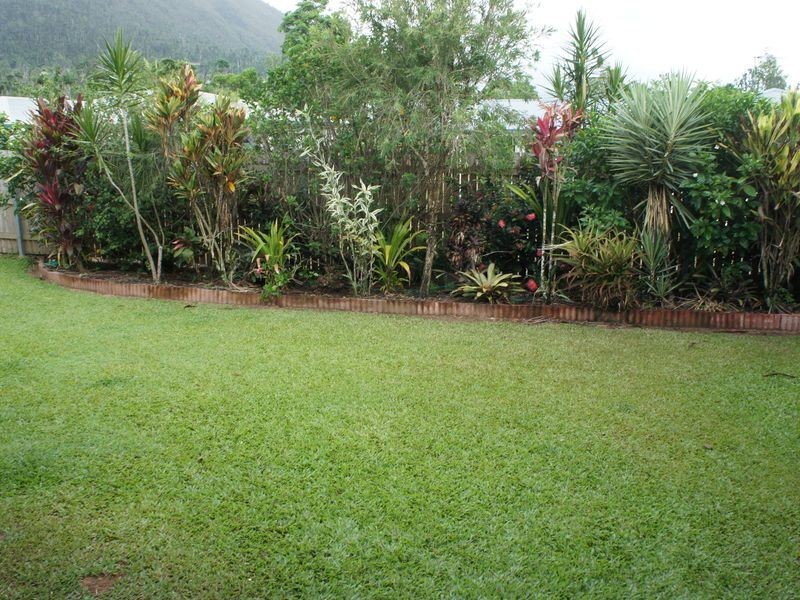 5 Dore Street, Tully QLD 4854