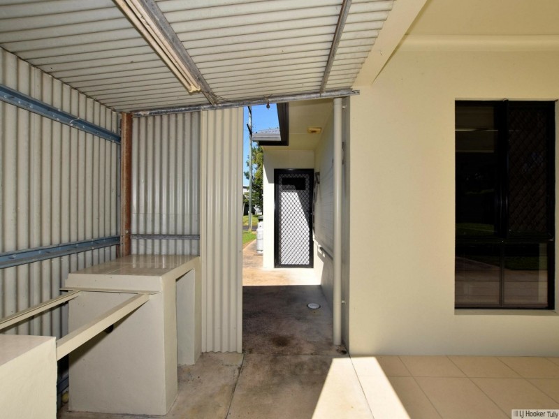 4 Bineham Street, Tully QLD 4854