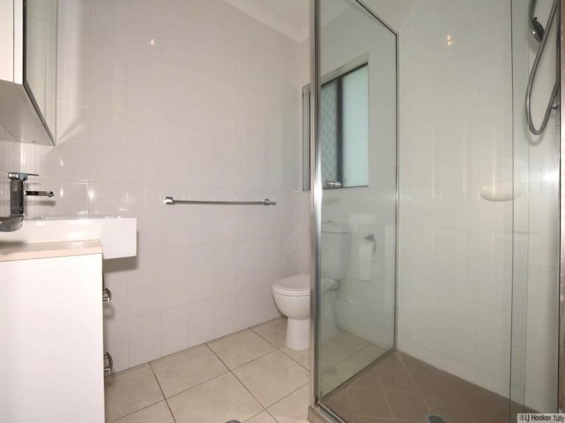 4 Bineham Street, Tully QLD 4854