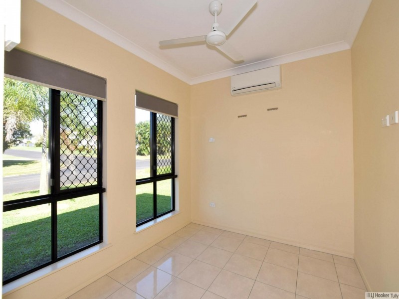 4 Bineham Street, Tully QLD 4854