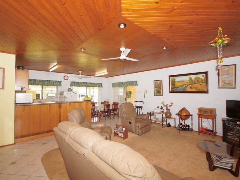 708 East Feluga Rd, East Feluga QLD 4854