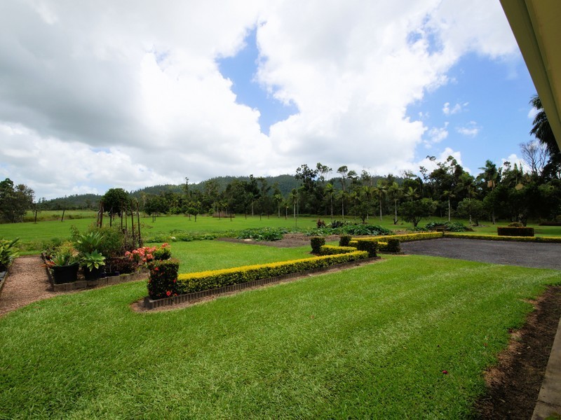 708 East Feluga Rd, East Feluga QLD 4854