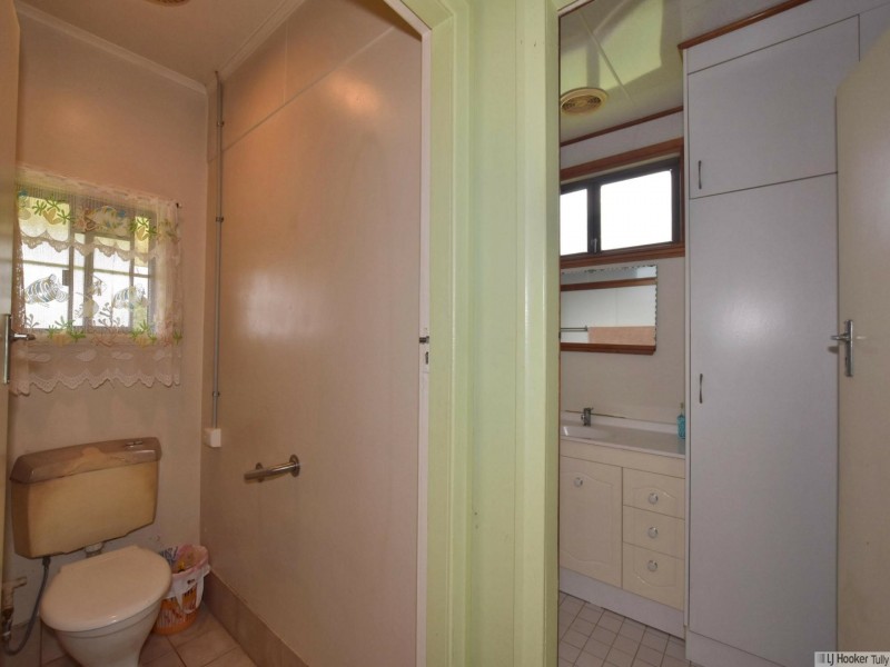 100 Old Tully Road, Birkalla QLD 4854