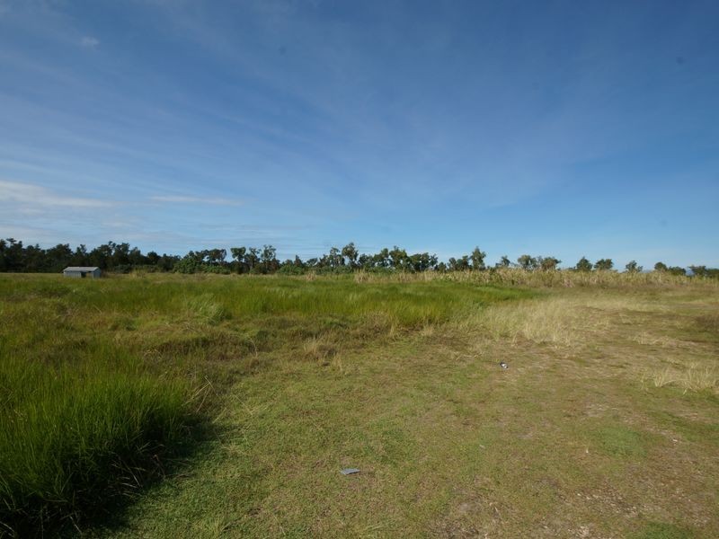 L42 Vipiana Drive, Tully Heads QLD 4854