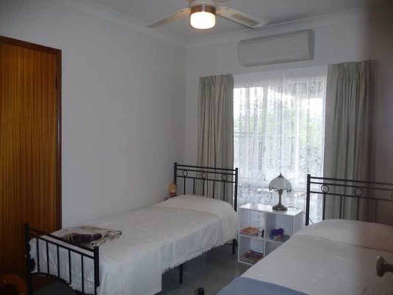 44 Seafarer Street, South Mission Beach QLD 4852