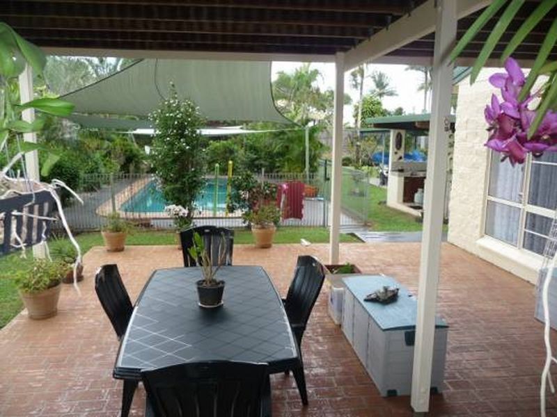 44 Seafarer Street, South Mission Beach QLD 4852