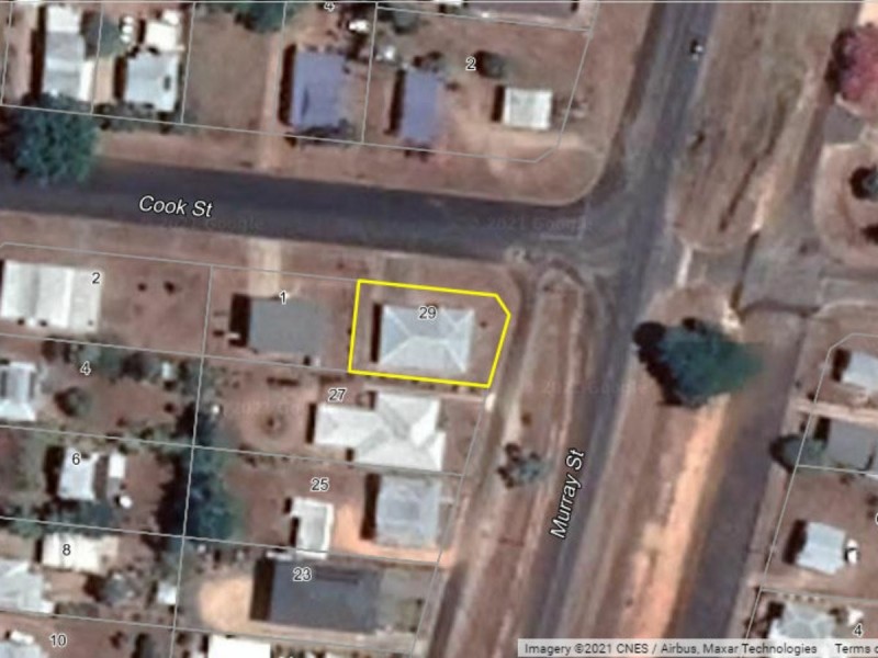 29 Murray Street, Tully QLD 4854