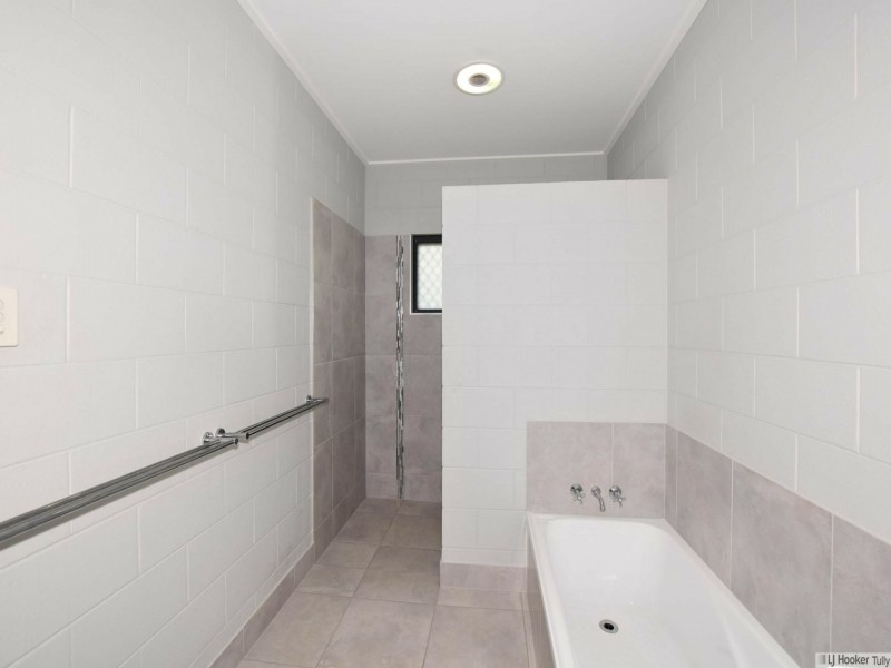 29 Murray Street, Tully QLD 4854