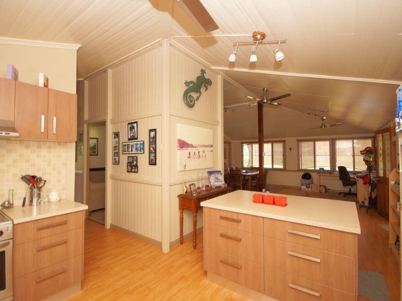 2 Glasgow Street, El Arish QLD 4855