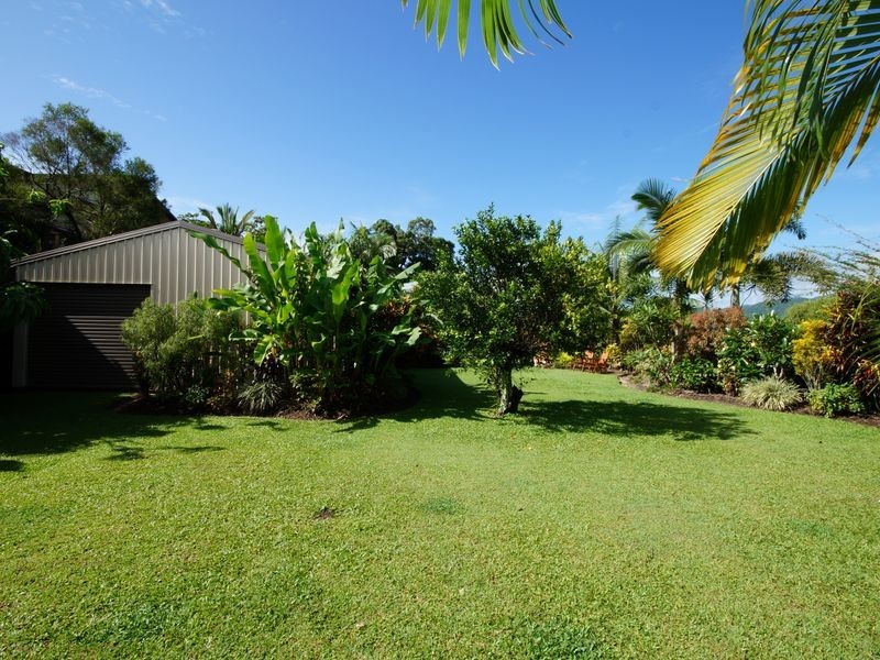 2 Glasgow Street, El Arish QLD 4855