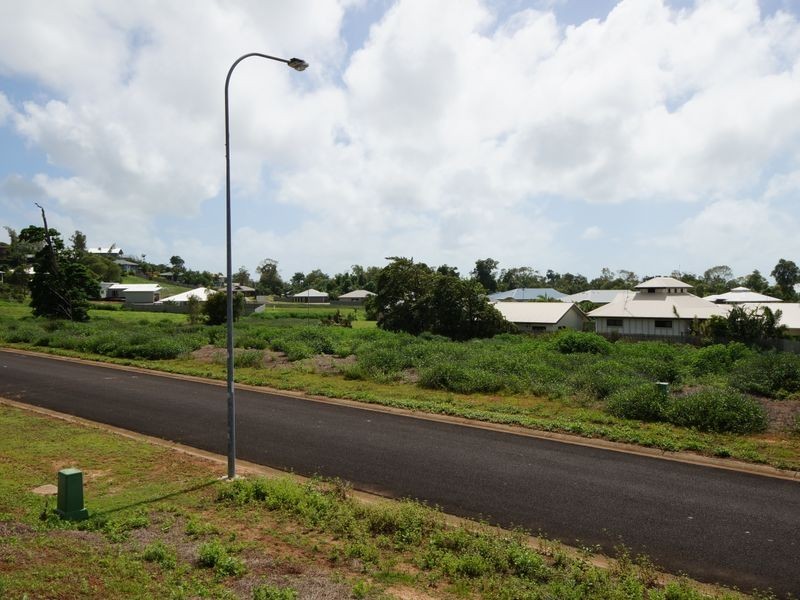 2 Genoa Court, Bingil Bay QLD 4852