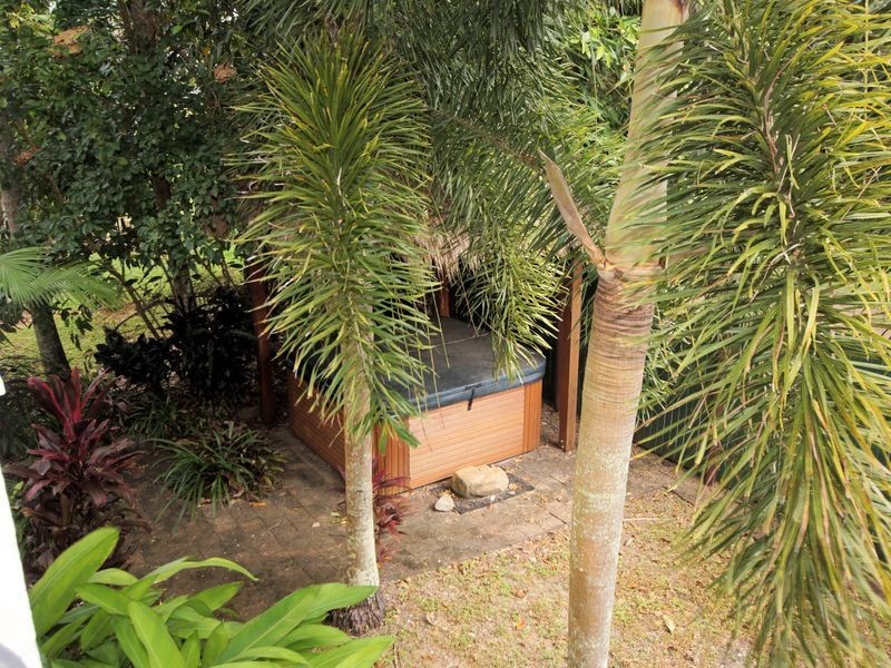 3 Donkin Lane, Mission Beach QLD 4852