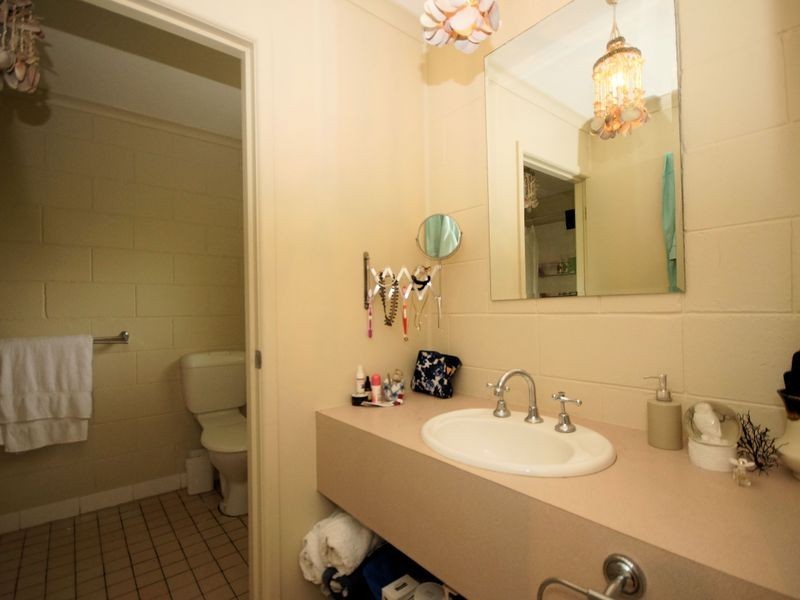 3 Donkin Lane, Mission Beach QLD 4852