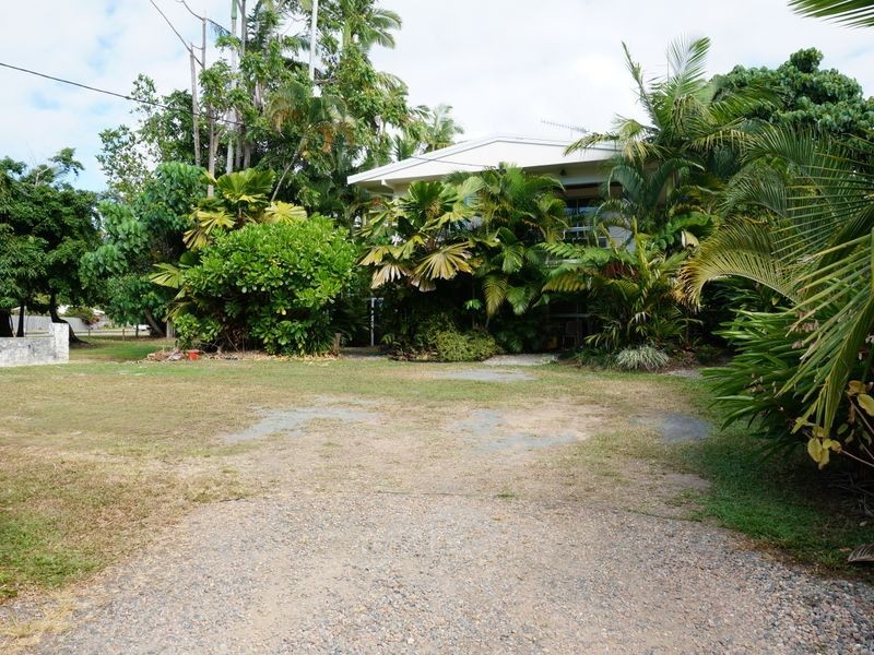 3 Donkin Lane, Mission Beach QLD 4852