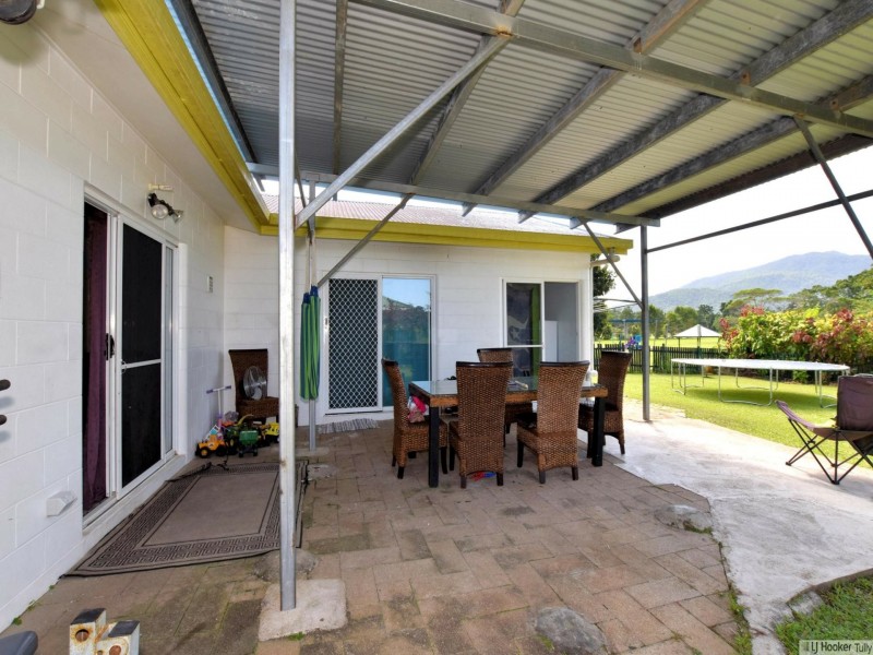 36 Campbell Street, Tully QLD 4854