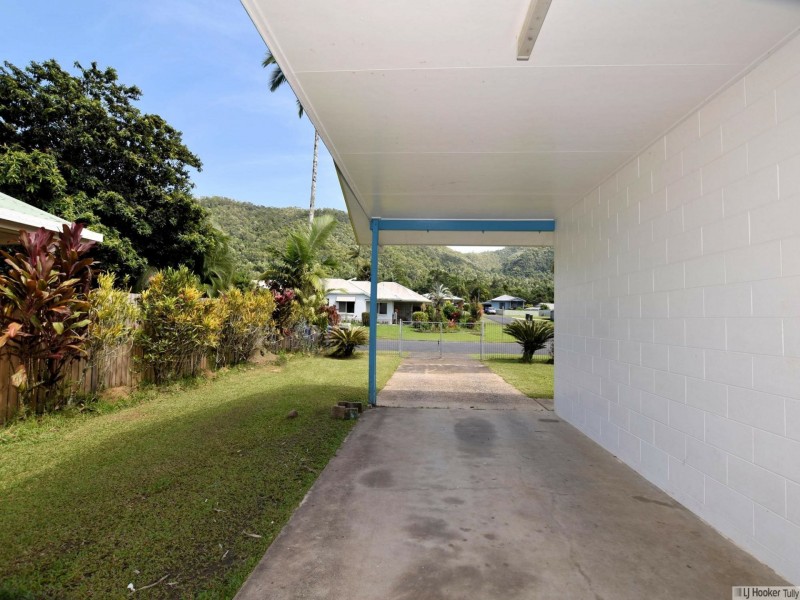 36 Campbell Street, Tully QLD 4854