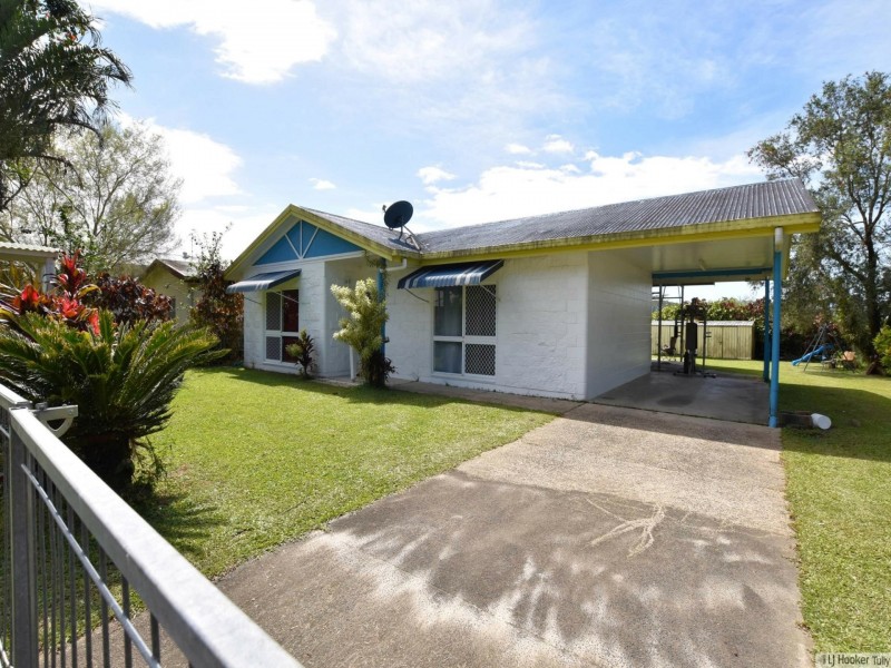 36 Campbell Street, Tully QLD 4854