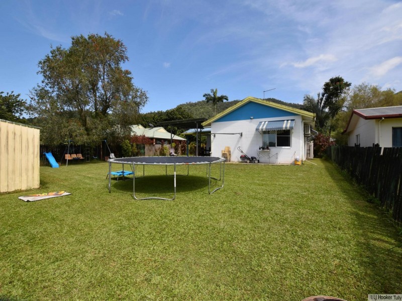 36 Campbell Street, Tully QLD 4854