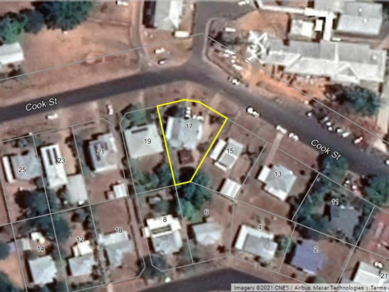 17 Cook Street, Tully QLD 4854