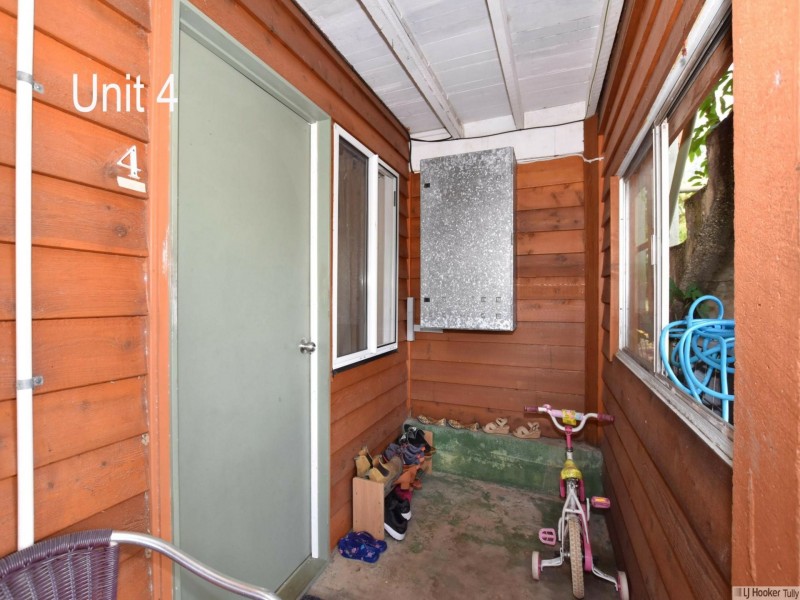 17 Cook Street, Tully QLD 4854