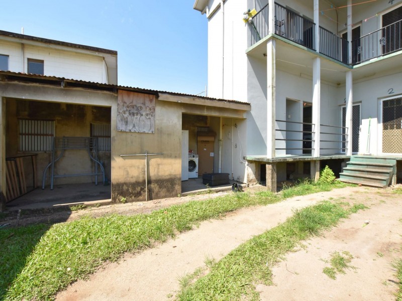 16 Blackman Street, Tully QLD 4854