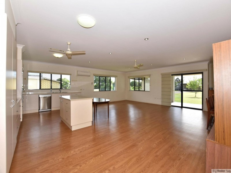 102 Old Tully Road, Birkalla QLD 4854