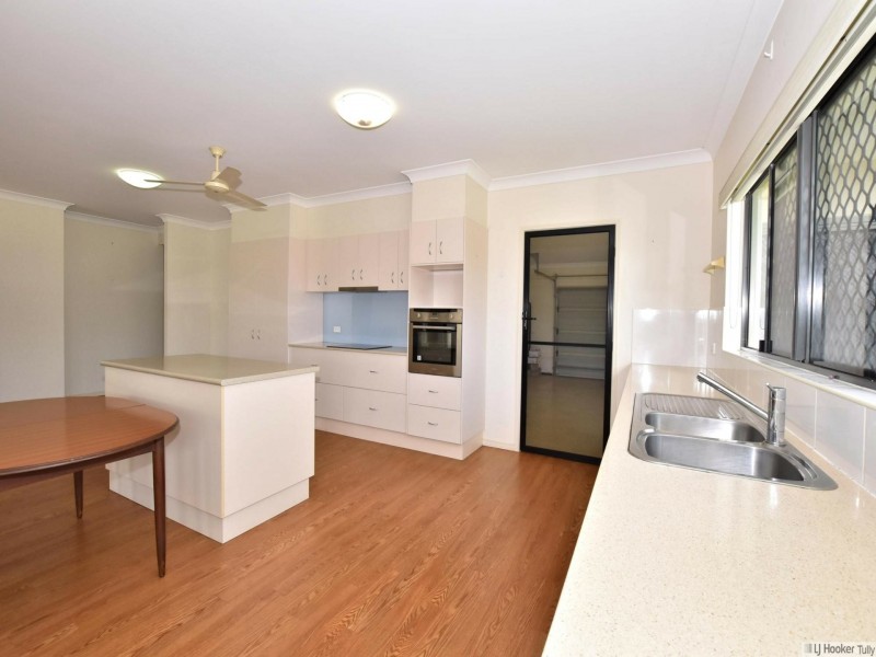 102 Old Tully Road, Birkalla QLD 4854