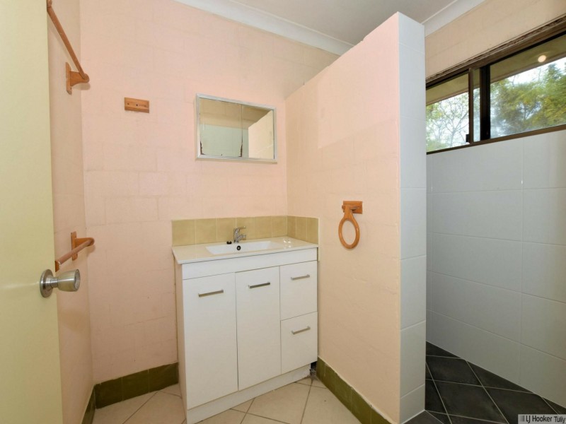 6 Melaleuca Drive, Tully Heads QLD 4854