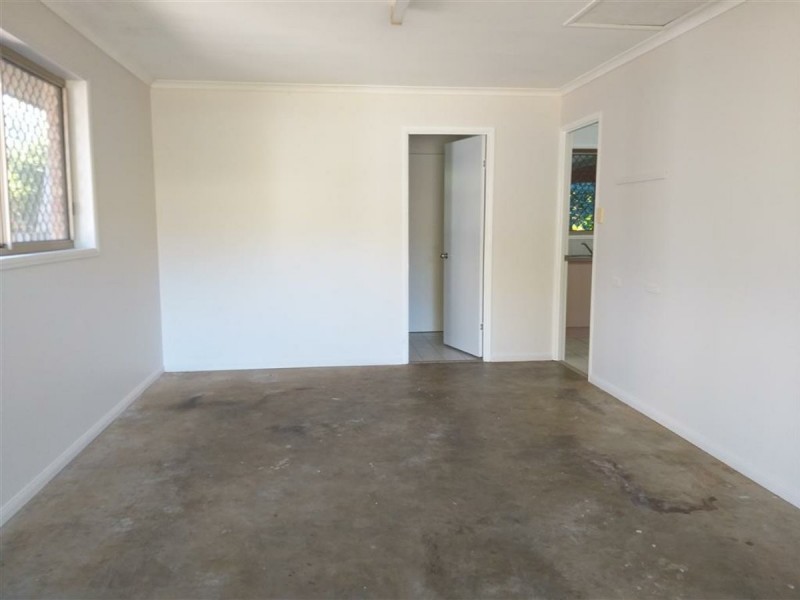 5 Holland Street, Wongaling Beach QLD 4852