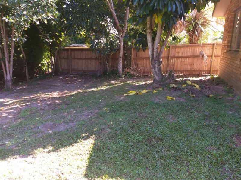 5 Holland Street, Wongaling Beach QLD 4852