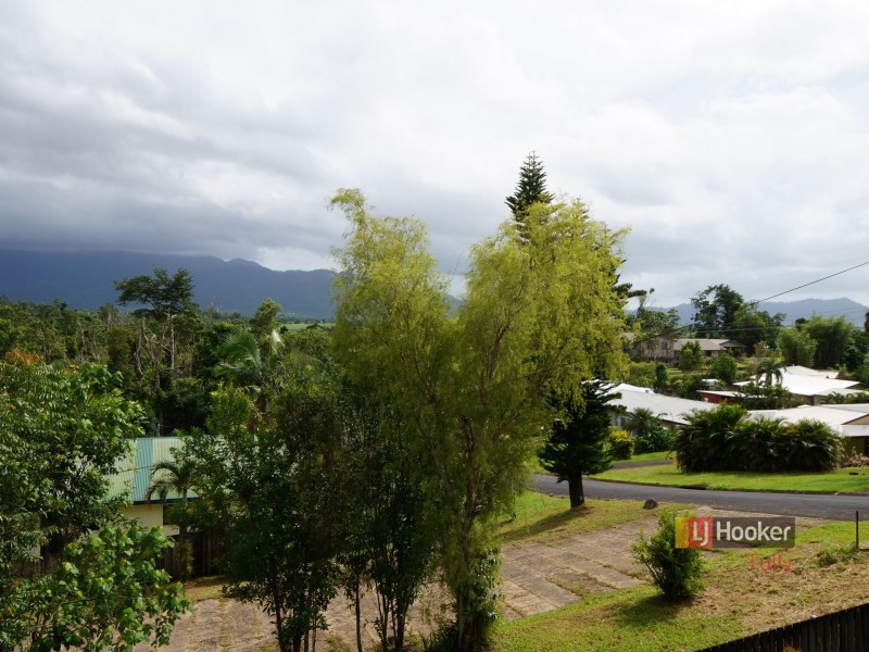 13 Bamber Street, Tully QLD 4854