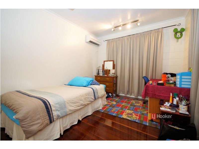 13 Bamber Street, Tully QLD 4854