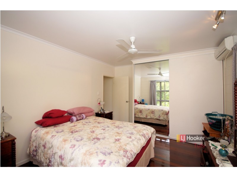 13 Bamber Street, Tully QLD 4854