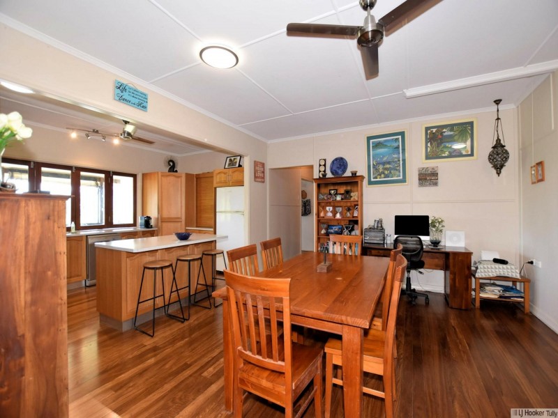 22 Hyatt Street, Tully QLD 4854