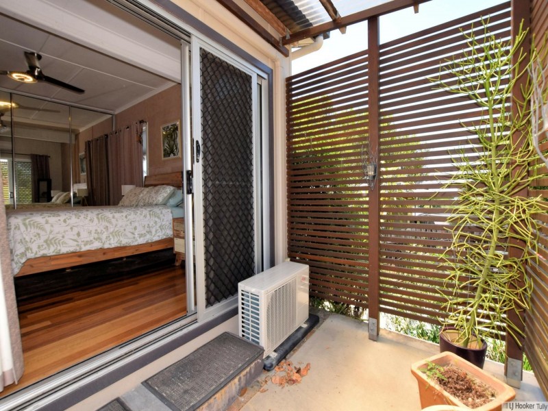 22 Hyatt Street, Tully QLD 4854