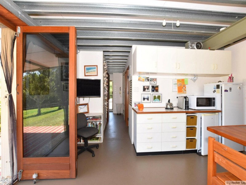 555 Bingil Bay Road, Bingil Bay QLD 4852