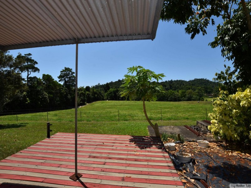 555 Bingil Bay Road, Bingil Bay QLD 4852