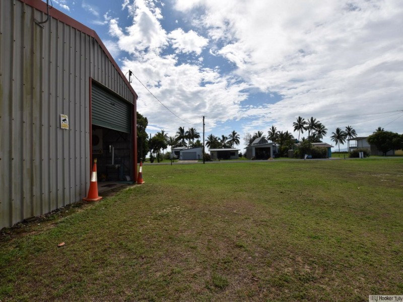 11 Taylor Street, Tully Heads QLD 4854