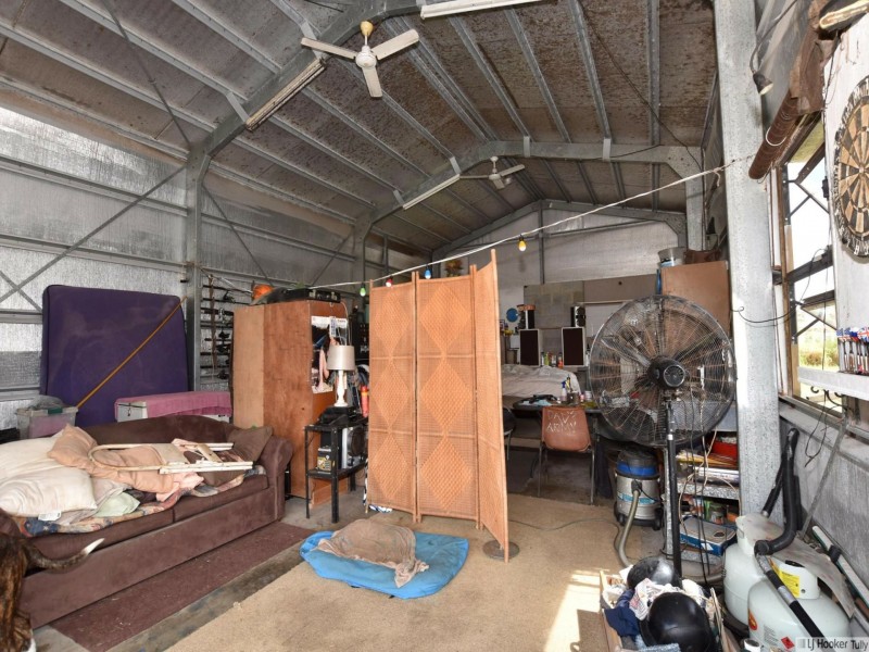 11 Taylor Street, Tully Heads QLD 4854