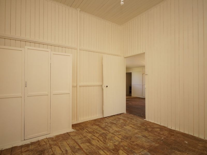 16 Webb Street, Tully QLD 4854