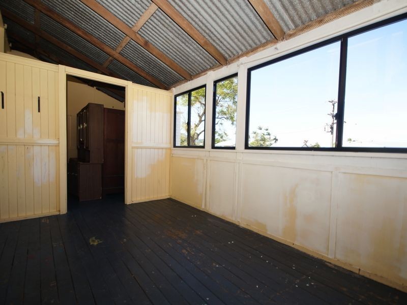 16 Webb Street, Tully QLD 4854